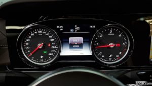 Mercedes-Benz E-Class E220d 4MATIC Exclusive 2020 года из Южной Кореи
