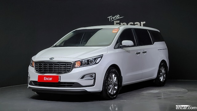 Kia Carnival 11-Seater Deluxe 2020 года из Кореи