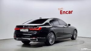 BMW 7-Series 730d xDrive Design Pure Excellence 2020 года из Южной Кореи