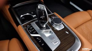 BMW 7-Series 730d xDrive Design Pure Excellence 2020 года из Южной Кореи