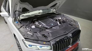 BMW 7-Series 740d xDrive Design Pure Excellence 2021 года из Южной Кореи