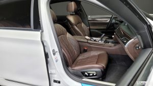 BMW 7-Series 740d xDrive Design Pure Excellence 2021 года из Южной Кореи