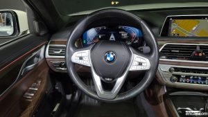 BMW 7-Series 740d xDrive Design Pure Excellence 2021 года из Южной Кореи