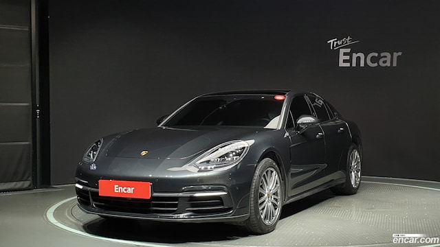 Porsche Panamera 3.0 AWD 2019 года из Кореи