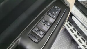 Renault-Korea(Samsung) QM6 2.0 GDe Premiere 2WD 2022 года из Южной Кореи