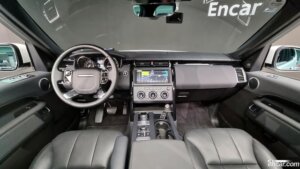 Land Rover Discovery 3.0 SD6 SE 2019 года из Южной Кореи