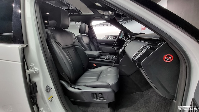 32889398_010.jpg Land Rover Discovery 3.0 SD6 SE 2019 года из Южной Кореи