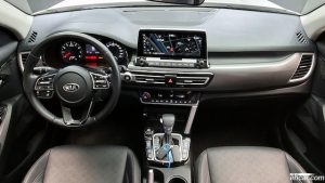 Kia Seltos Бензин 1.6 Turbo 2WD 2020 года из Южной Кореи