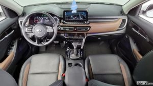 Kia Seltos Бензин 1.6 Turbo 2WD 2022 года из Южной Кореи
