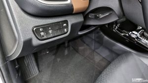 Kia Seltos Бензин 1.6 Turbo 2WD 2022 года из Южной Кореи
