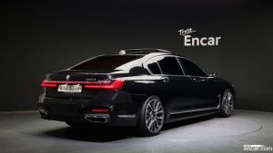 BMW 7-Series 740Li xDrive M Sport 2020 года из Южной Кореи