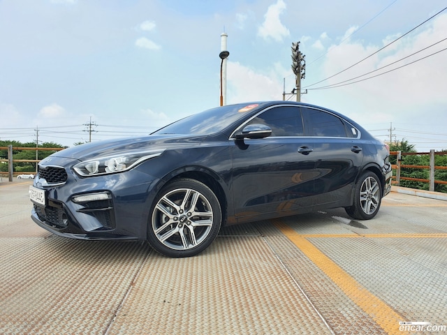 Kia K3 Luxury 2019 года из Кореи