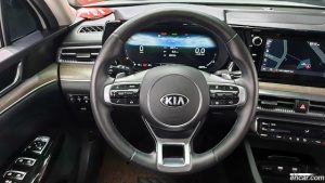 Kia K5 2.0 2020 года из Южной Кореи