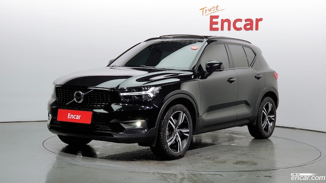 Volvo XC40 T4 R-디자인 2020 года из Кореи