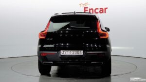 Volvo XC40 T4 R-디자인 2020 года из Южной Кореи