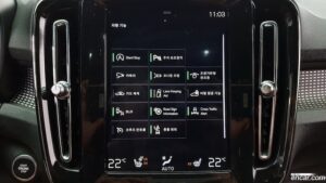 Volvo XC40 T4 R-디자인 2020 года из Южной Кореи