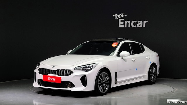 Kia Stinger 2.0 Turbo 2WD 2019 года из Кореи