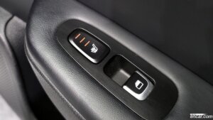 Kia Stinger 2.0 Turbo 2WD 2019 года из Южной Кореи