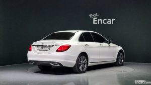 Mercedes-Benz C-Class C220 d 4MATIC 2020 года из Южной Кореи