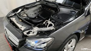 Mercedes-Benz E-Class E220d Avantgarde 2019 года из Южной Кореи