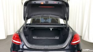 Mercedes-Benz E-Class E220d Avantgarde 2019 года из Южной Кореи