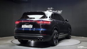 Porsche Cayenne 3.0 2020 года из Южной Кореи