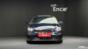 Kia K3 5Door GT Signature 2021 года из Южной Кореи