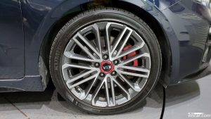 Kia K3 5Door GT Signature 2021 года из Южной Кореи