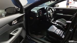 Kia K3 5Door GT Signature 2021 года из Южной Кореи