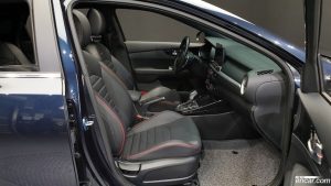 Kia K3 5Door GT Signature 2021 года из Южной Кореи