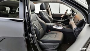 Mercedes-Benz GLE-Class GLE300d 4MATIC 2020 года из Южной Кореи