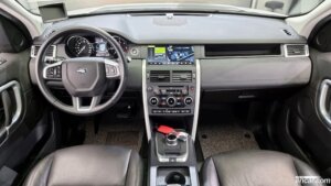 Land Rover Discovery Sport 2.0 TD4 SE 2019 года из Южной Кореи