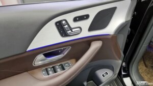 Mercedes-Benz GLE-Class GLE300d 4MATIC 2020 года из Южной Кореи