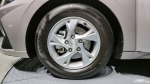 Hyundai AVANTE 1.6 2021 года из Южной Кореи