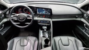 Hyundai AVANTE 1.6 2021 года из Южной Кореи