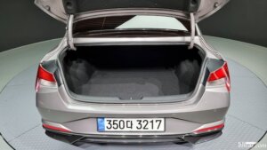 Hyundai AVANTE 1.6 2021 года из Южной Кореи