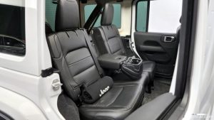 Jeep Wrangler 2.0 Overland Unlimited Top 4Door 2021 года из Южной Кореи