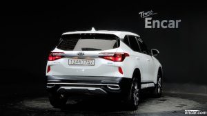 Kia Seltos Дизель 1.6 2WD 2020 года из Южной Кореи