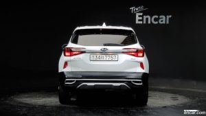 Kia Seltos Дизель 1.6 2WD 2020 года из Южной Кореи