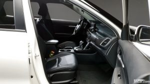 Kia Seltos Дизель 1.6 2WD 2020 года из Южной Кореи