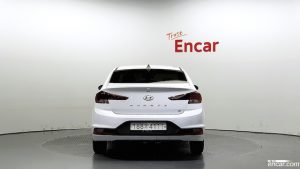 Hyundai AVANTE 1.6 2020 года из Южной Кореи