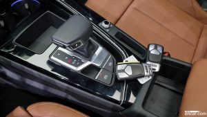 Audi A4 45 TFSI 4WD Premium 2021 года из Южной Кореи