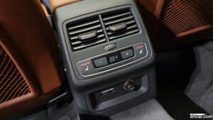 Audi A4 45 TFSI 4WD Premium 2021 года из Южной Кореи