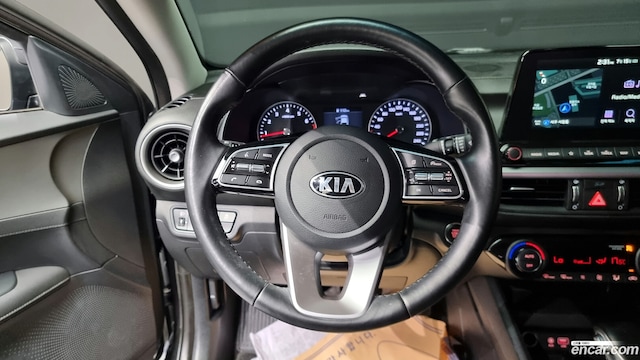 32951366_017.jpg Kia K3 Luxury 2019 года из Южной Кореи