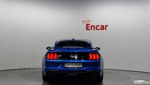Ford Mustang Coupe 2020 года из Южной Кореи
