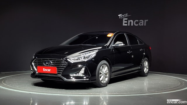 Hyundai Sonata 1.7 Дизель Style 2019 года из Кореи