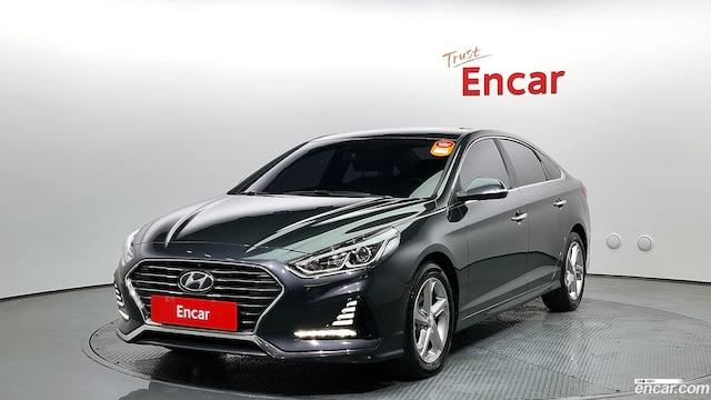 Hyundai Sonata 2.0 Smart Special 2019 года из Кореи