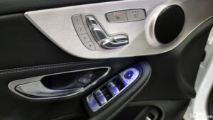 Mercedes-Benz C-Class C200 Cabriolet 2021 года из Южной Кореи
