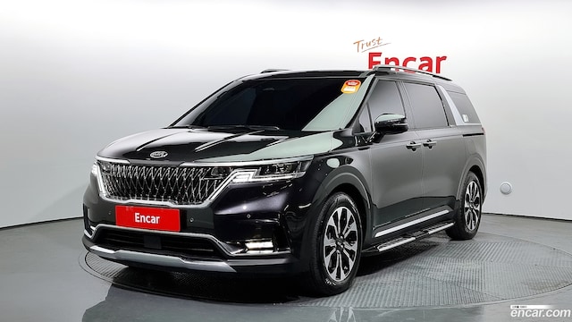Kia Carnival Бензин 9-Seater Noblesse 2021 года из Кореи