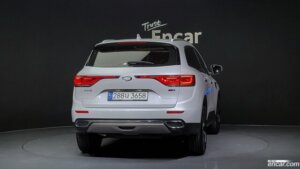 Renault-Korea(Samsung) QM6 2.0 GDe RE Signature 2WD 2021 года из Южной Кореи